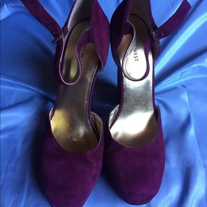 Nine West 11M High Heels